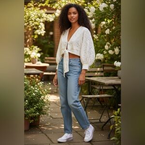 En Saison White Eyelet Embroidered Crop Top with Balloon Sleeves, Size M